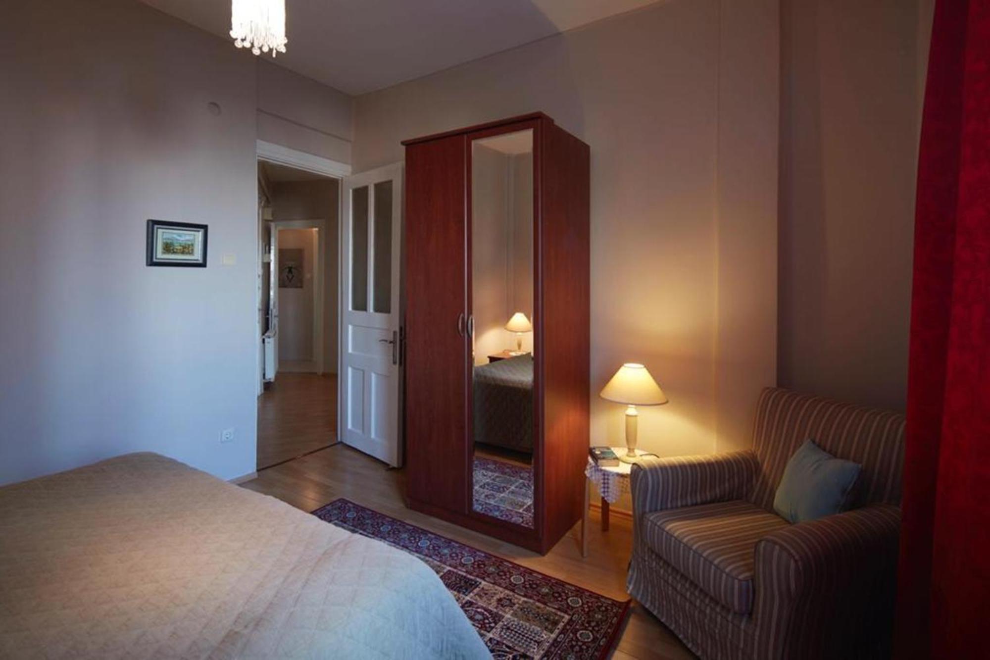 Cozy Apartment Next To Taksim Square Estambul Exterior foto